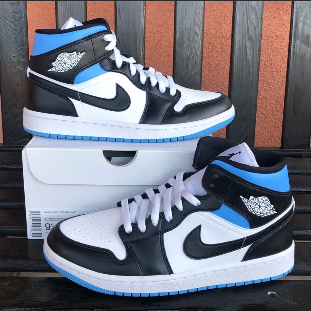 Nike Air Jordan 1 Retro Mid “University Blue” BRAND NEW
